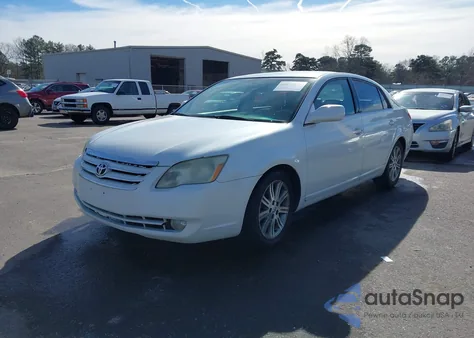 2006 Toyota Avalon Limited z USA, uszkodzony, nr VIN 4T1BK36B26U064938